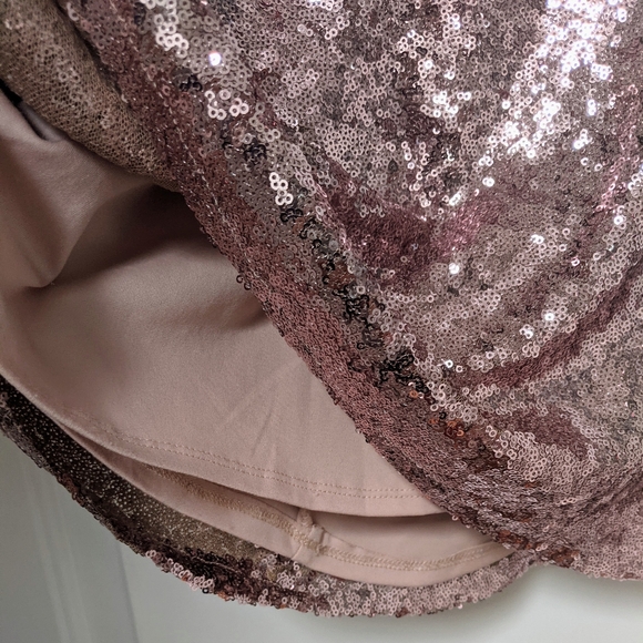 Beautiful Rose Gold Sequins Sparkly Dress - Picture 14 of 16